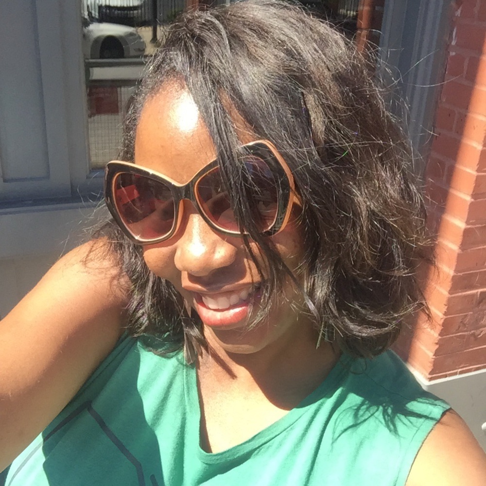 Meet your Posher, Rhonda